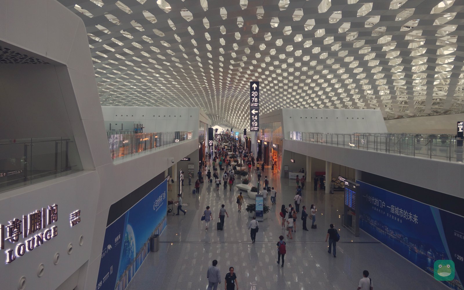 Terminal 3 interior, Shenzhen Bao'an International Airport