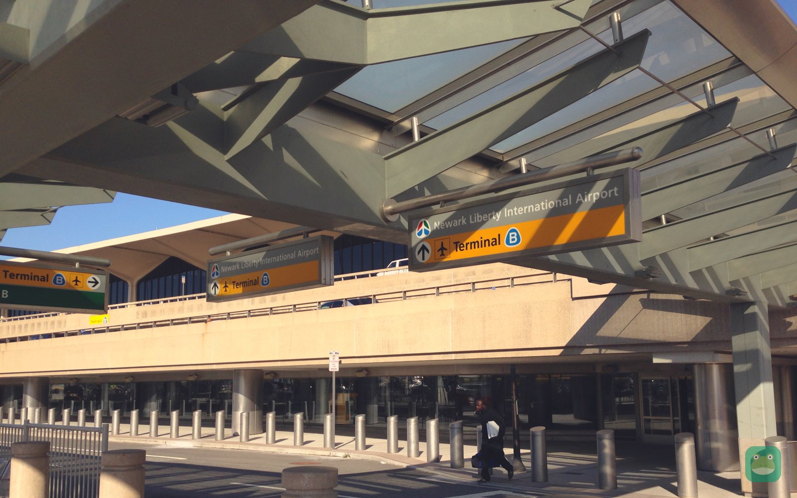 Front of Terminal B, Newark Liberty International Airport