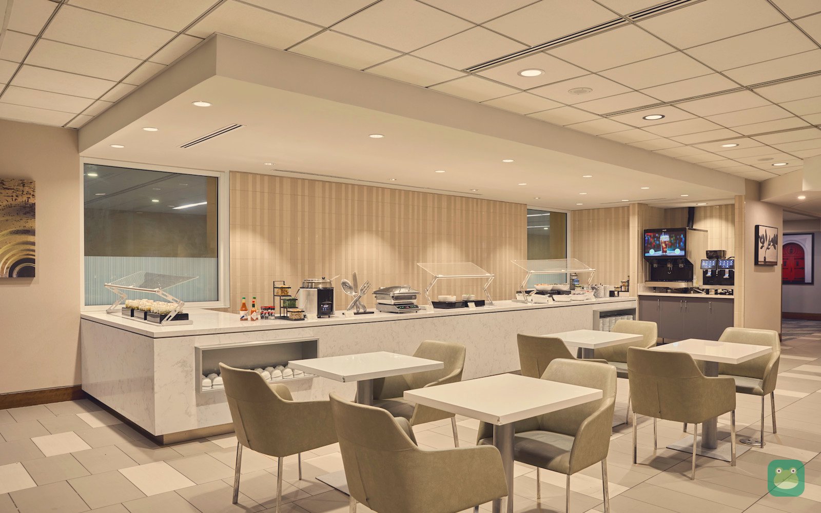 The Club ATL, ATL Concourse F — seating