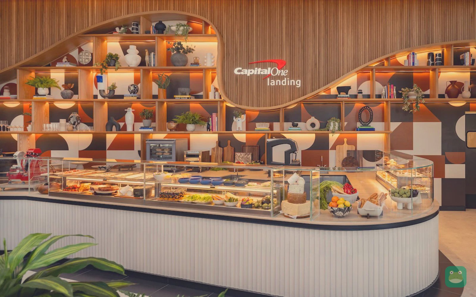 Capital One Landing, LGA Terminal B — food counter