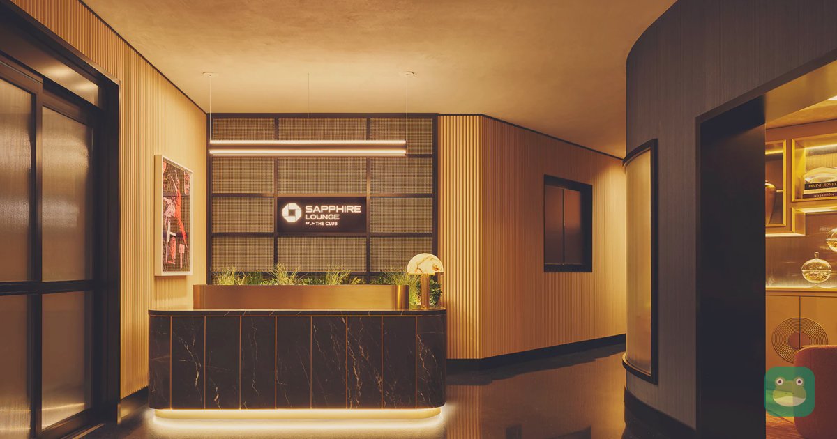 Reception desk with Sapphire Lounge sign, LAS Terminal 1