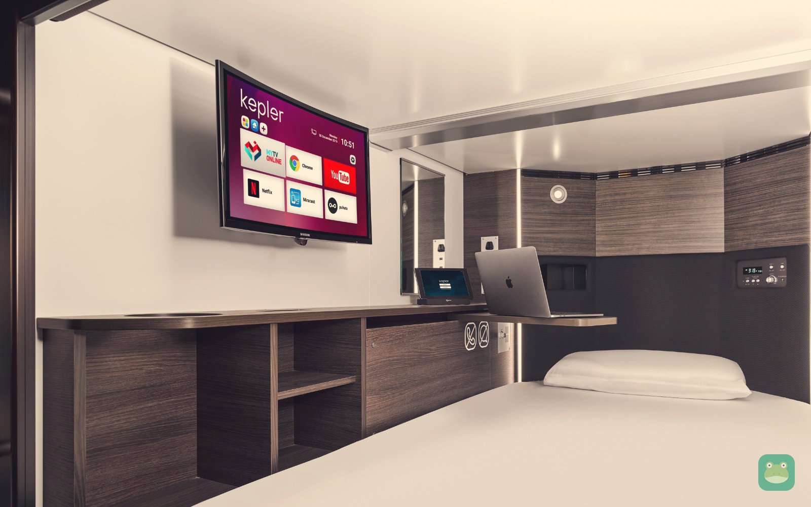Private sleeping cabin, Kepler Club, Riga Airport