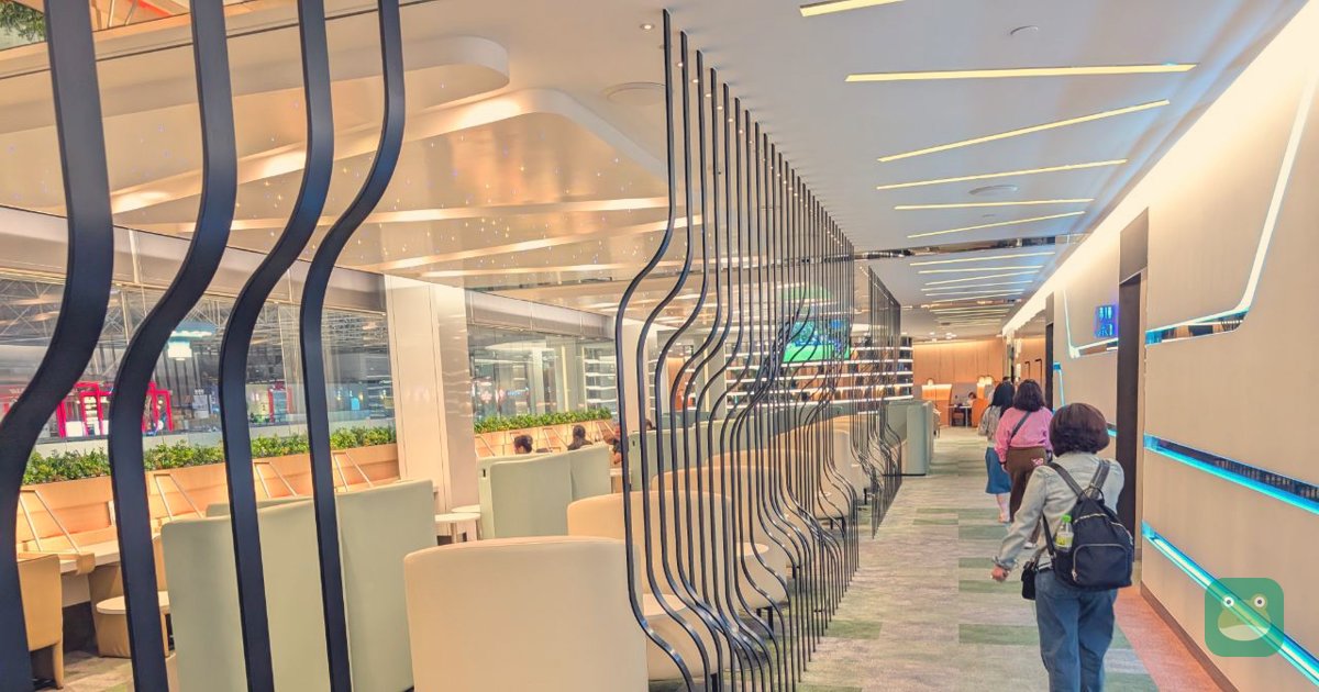 EVA Air The Infinity Lounge, TPE Terminal 2 — seating