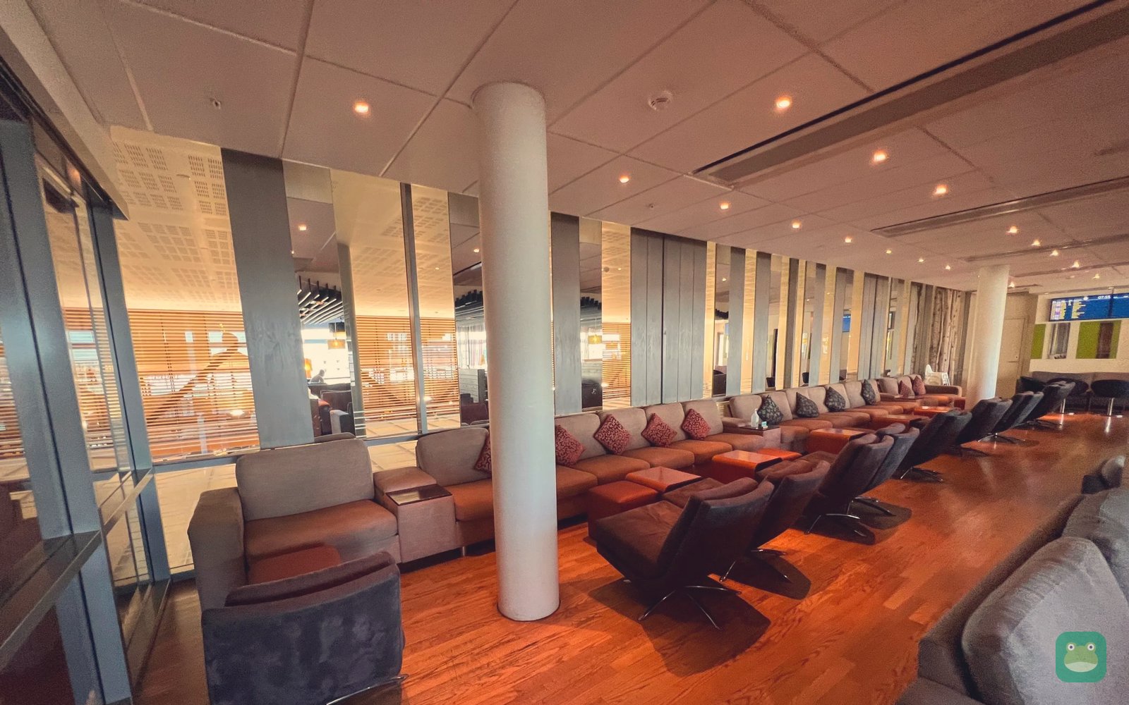 Interior, OSL Lounge International (2022)