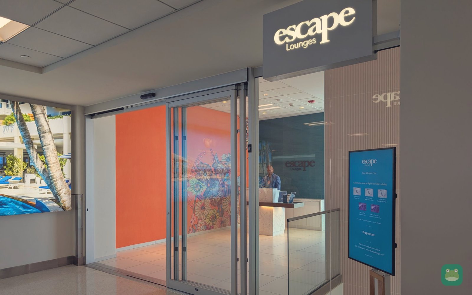 Escape Lounge, SJU Terminal B — lounge interior