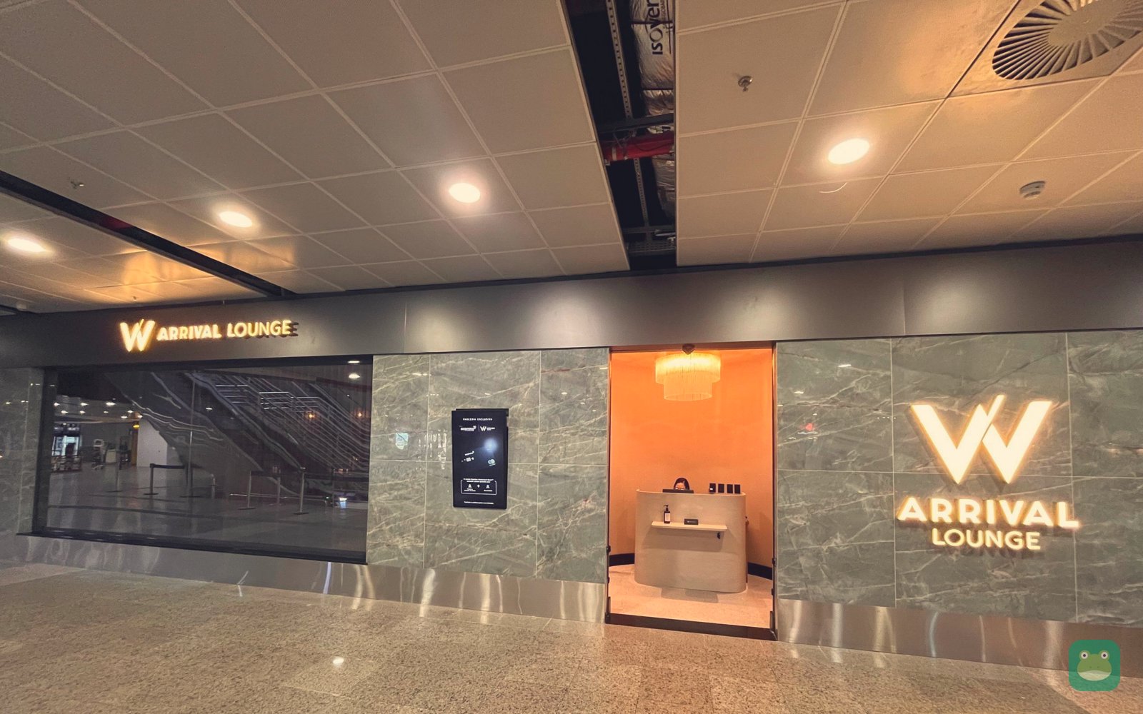 W Premium Arrival Lounge, FOR Terminal 1 — lounge overview