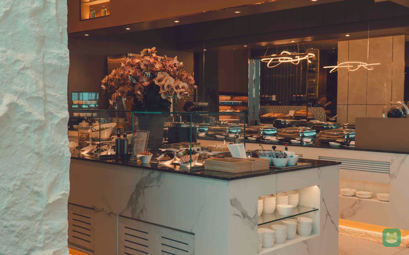 SATS Premier Lounge, SIN Terminal 3 — refreshments