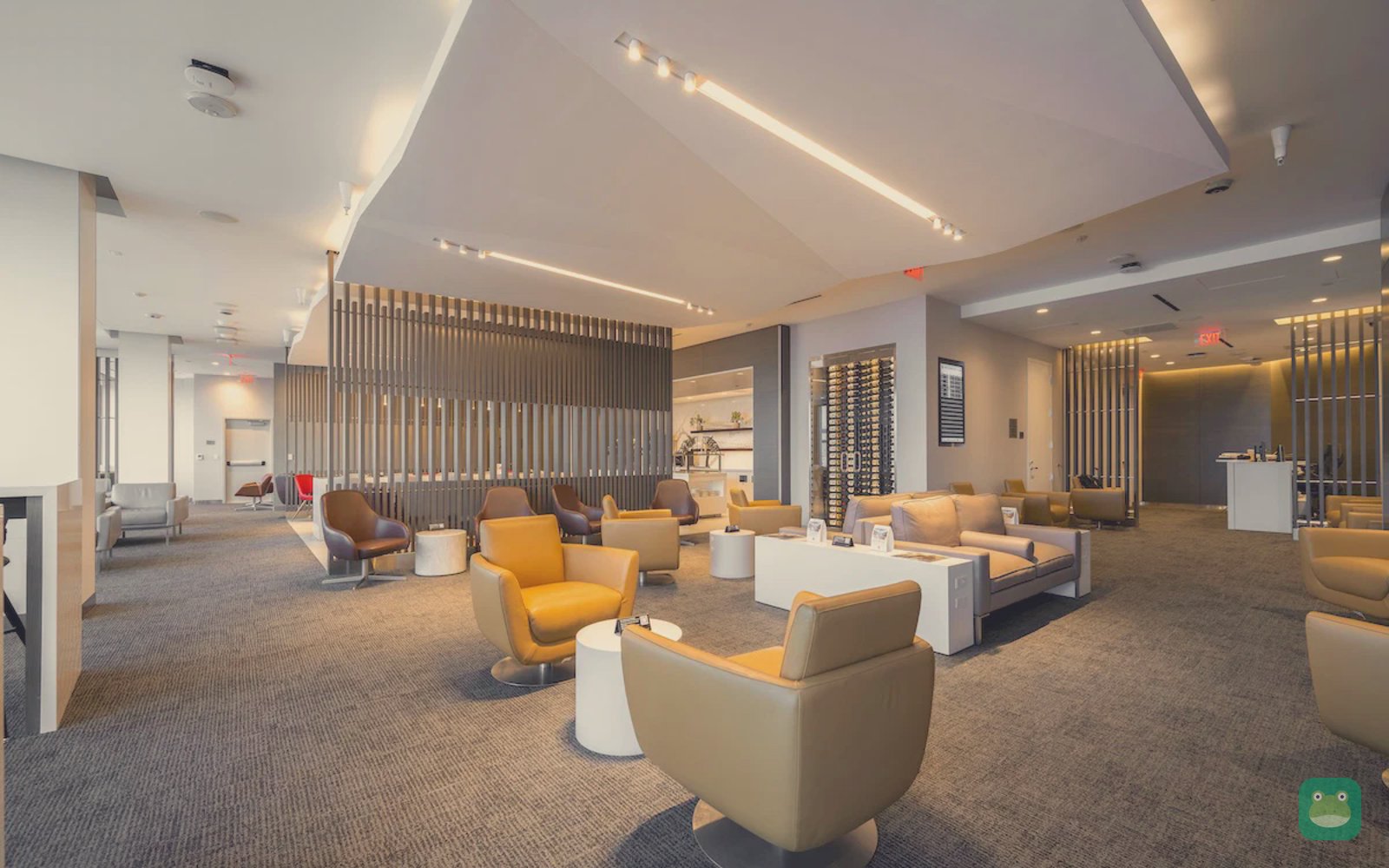 Air Canada Maple Leaf Lounge, LAX Terminal 6 — seating