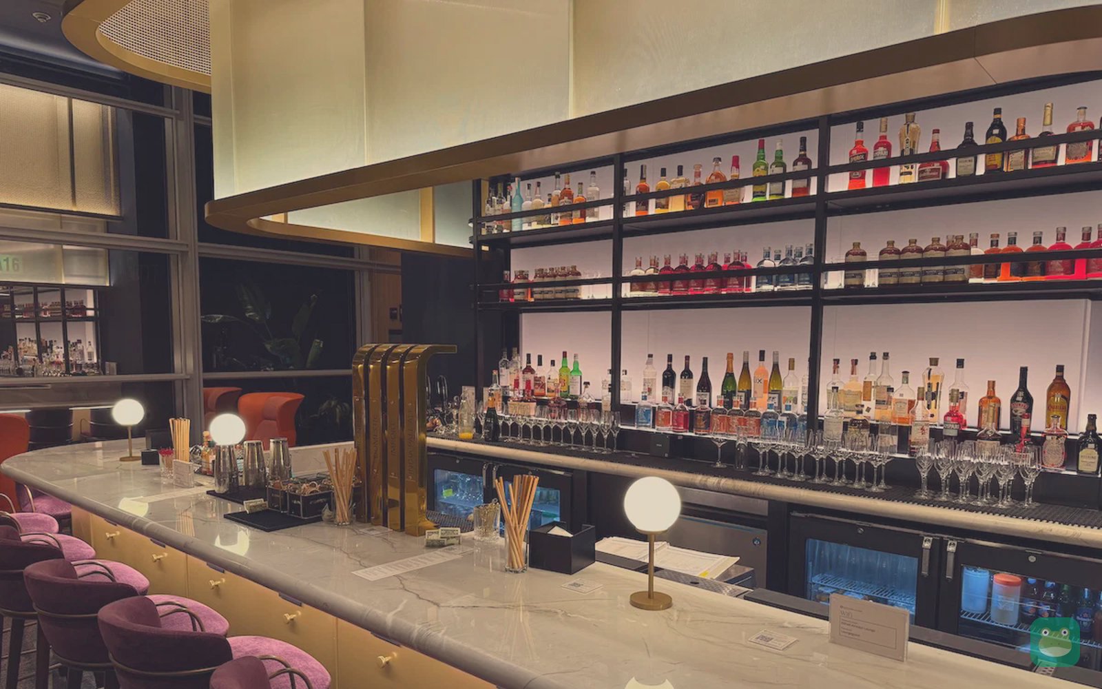 Etihad Lounge (Chase Sapphire), IAD Concourse A — bar