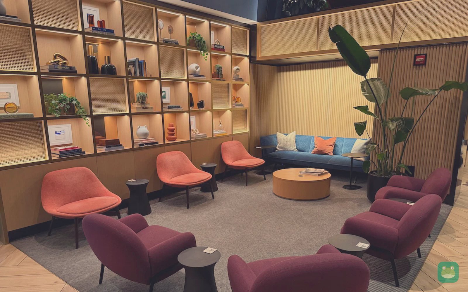 Etihad Lounge (Chase Sapphire), IAD Concourse A — seating