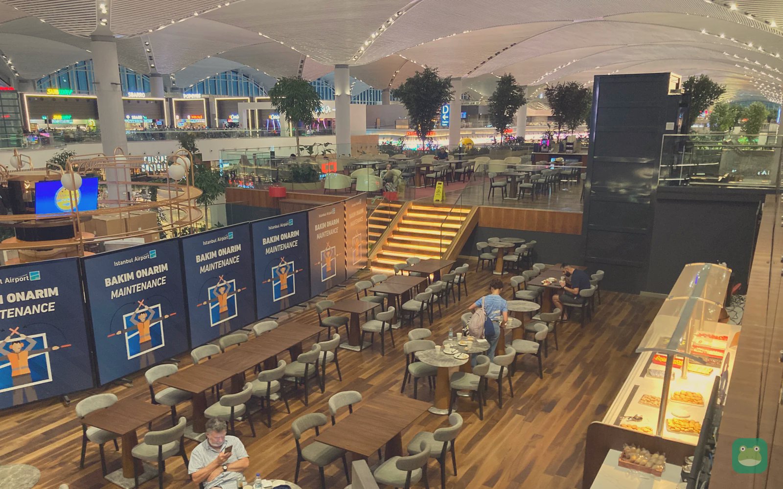 IGA Lounge, IST International Terminal — Bosphorus Terrace dining