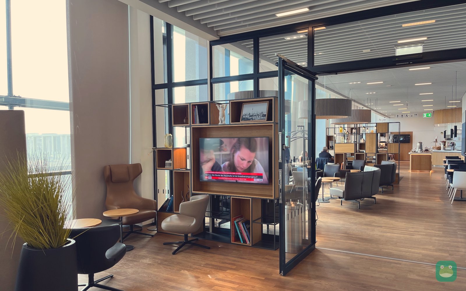 Lufthansa Senator Lounge, BER Terminal 1 (2024)
