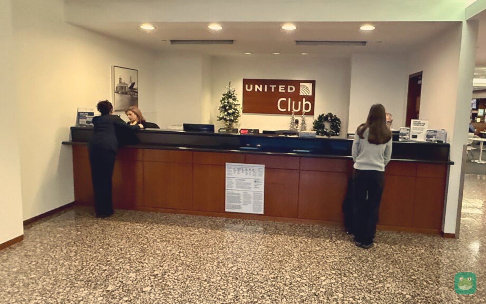 United Club (C7), IAD Concourse C — seating