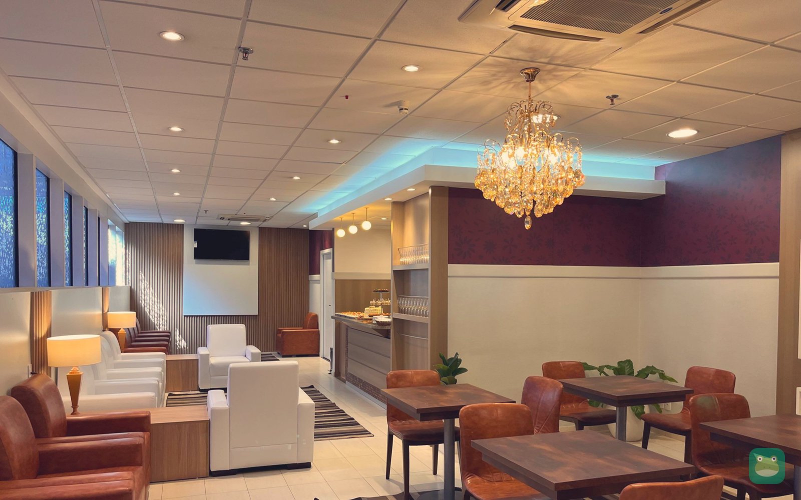 Advantage VIP Lounge (International), CWB Terminal 1 — lounge seating