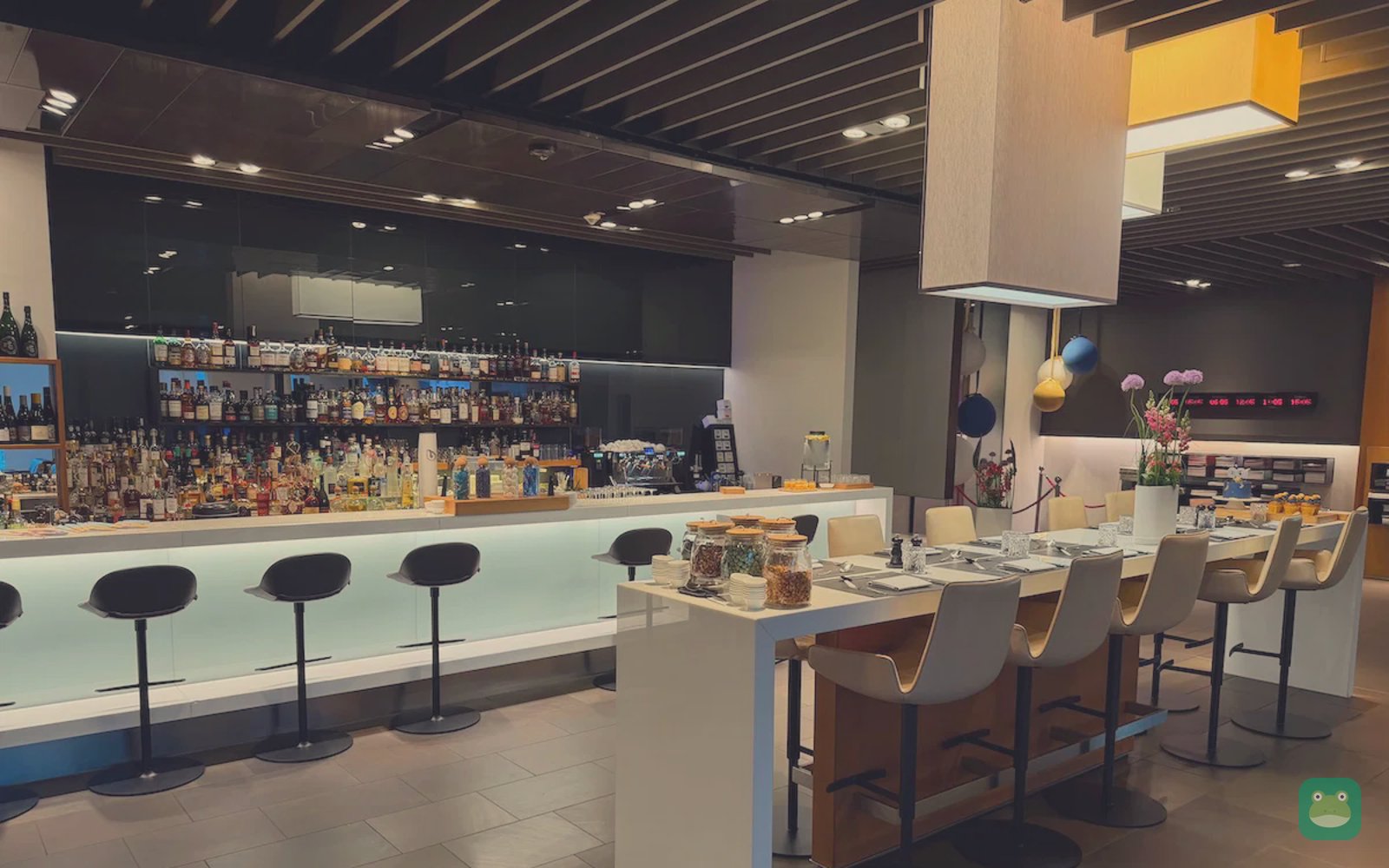 Lufthansa First Class Terminal, Frankfurt — bar