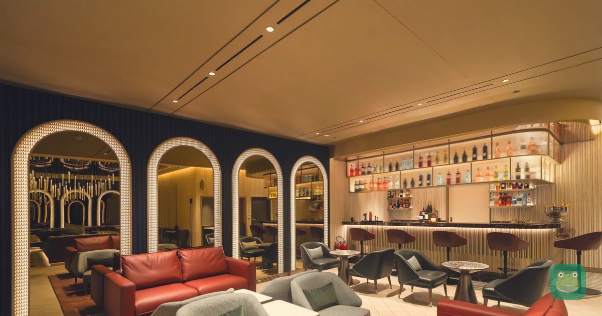 Bar and seating in the new British Airways lounge, Dubai T1