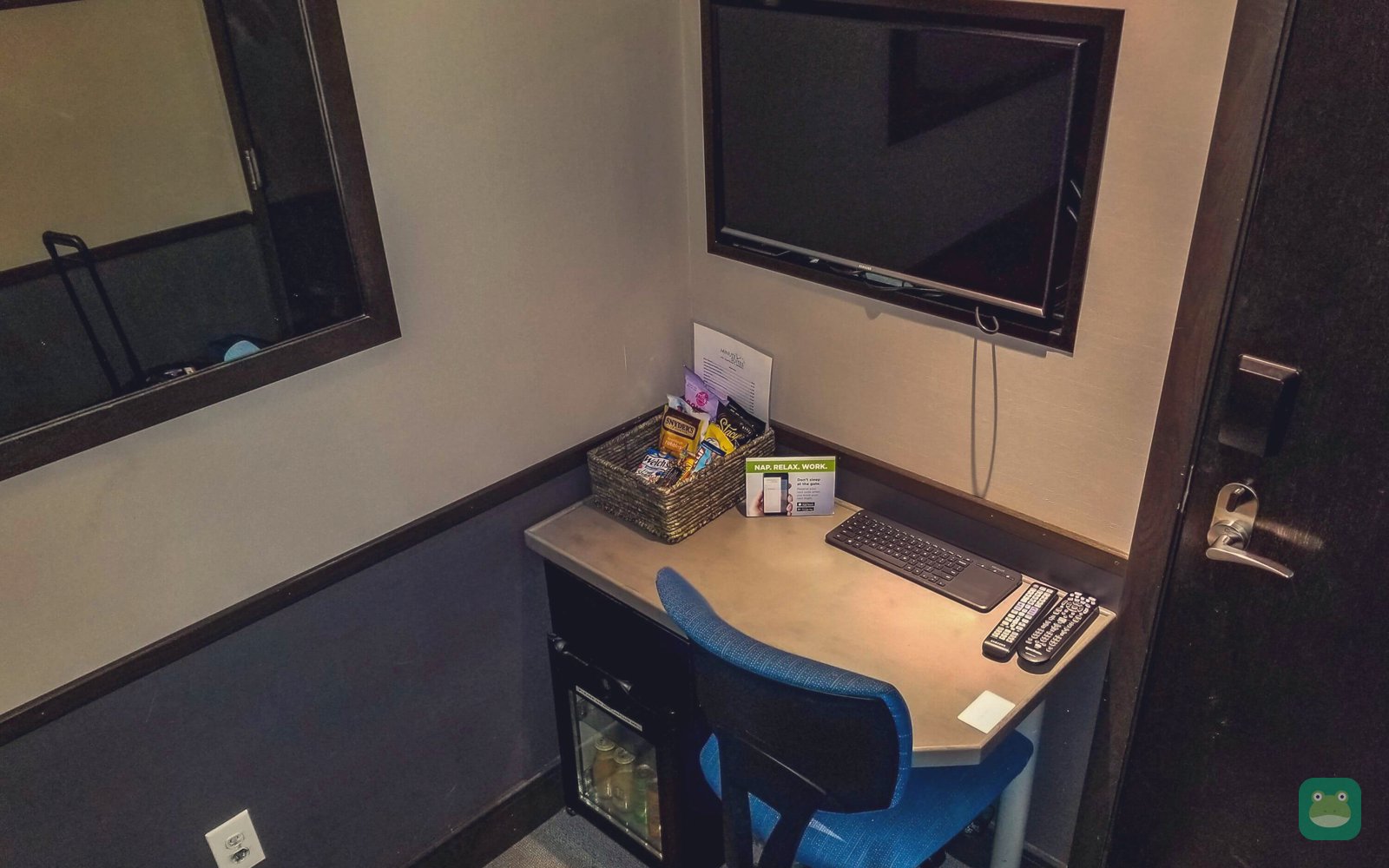 Minute Suites, CLT Atrium — suite interior