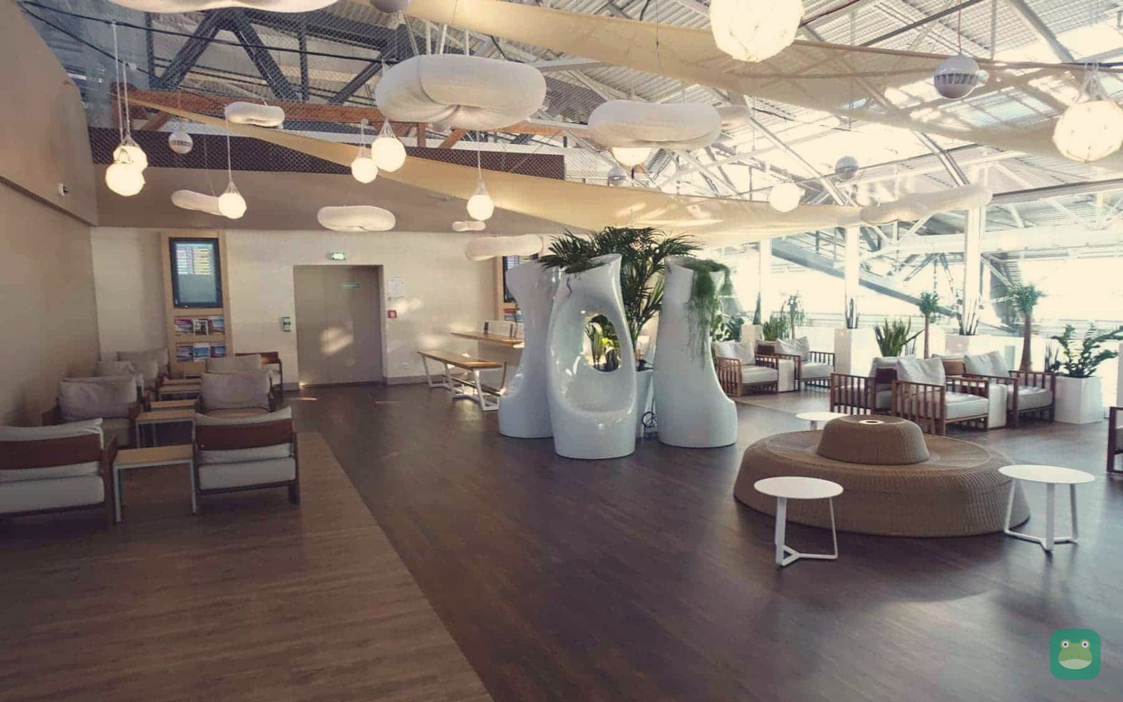 The Canopy Lounge, Nice Terminal 1 (2019)