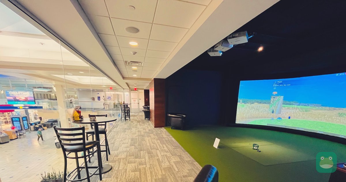 PGA MSP Lounge, MSP Terminal 1 — seats facing the runway