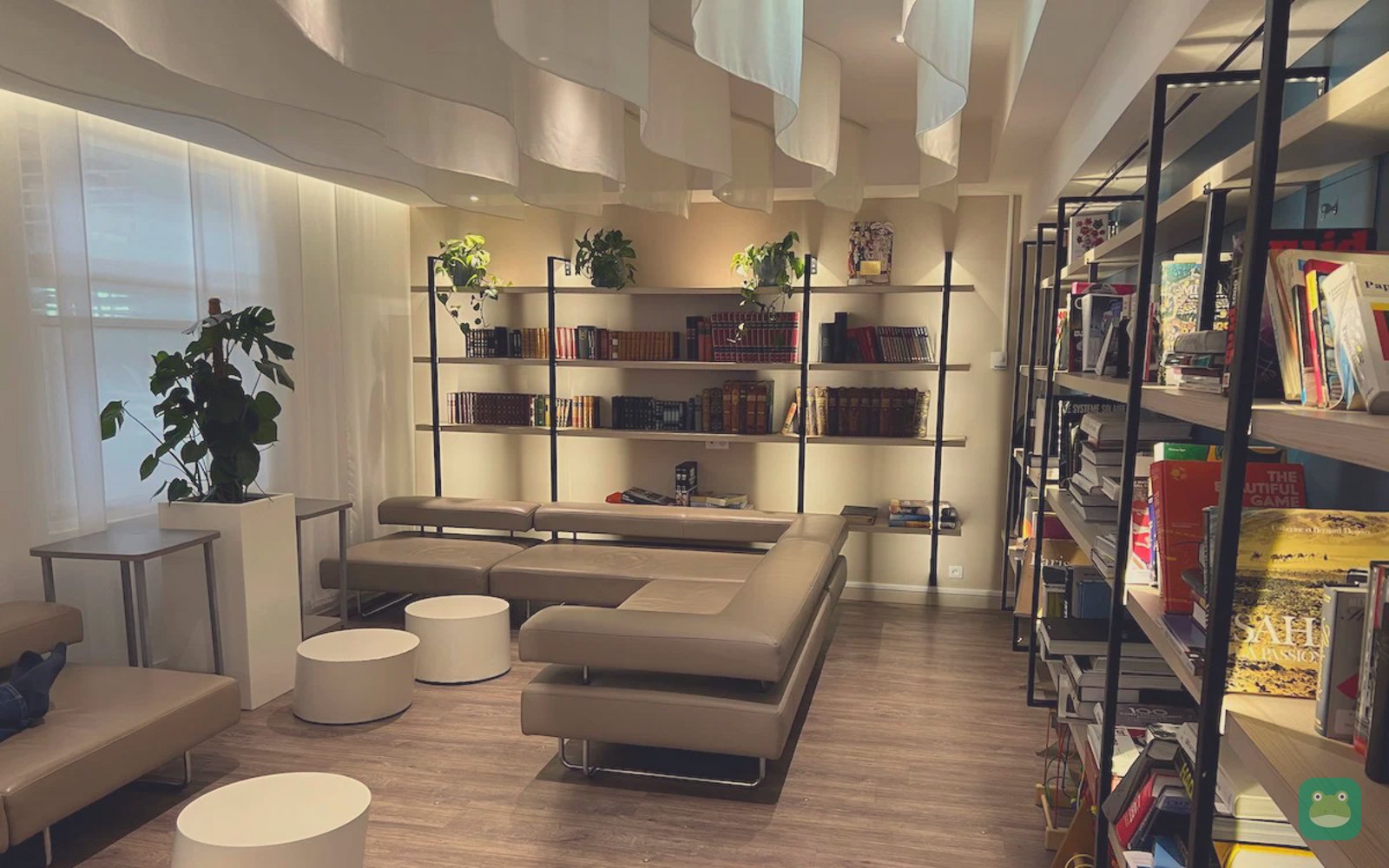 The Library Lounge, Nice Terminal 1 (2022)