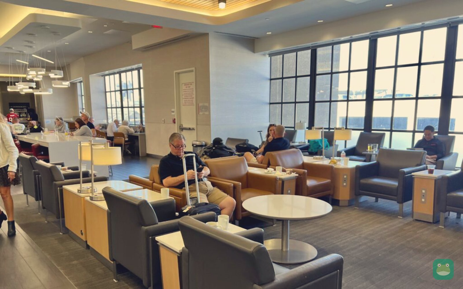 American Airlines Admirals Club (A), DFW Terminal A — seating
