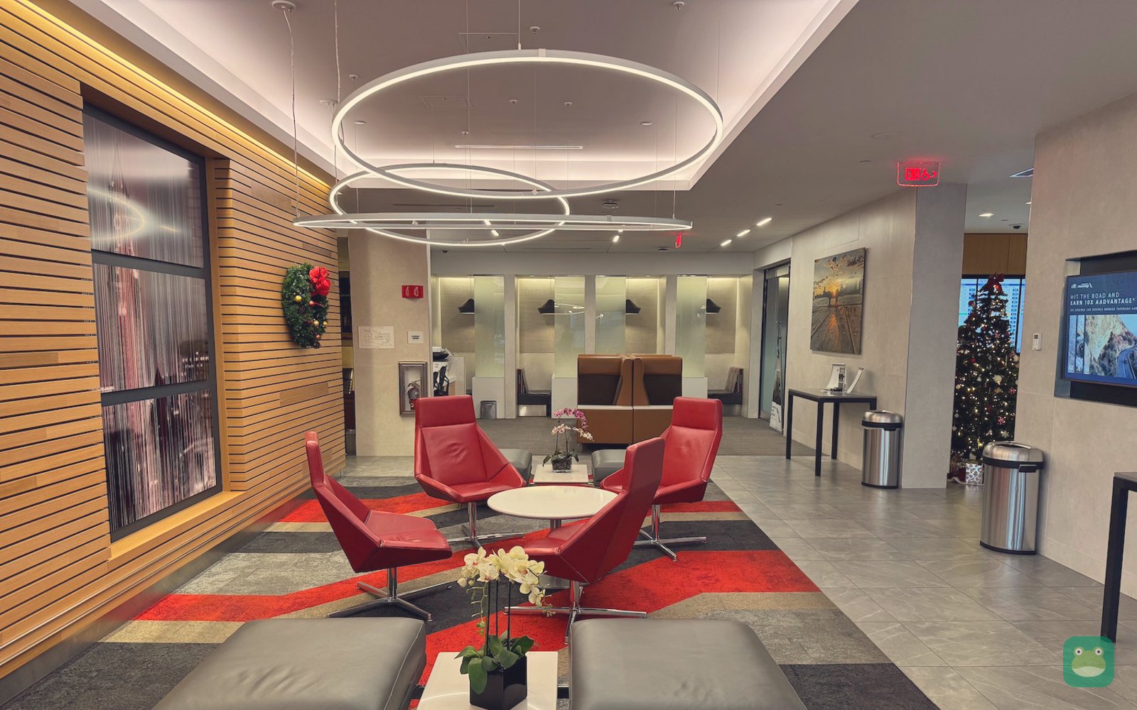 American Airlines Admirals Club, BOS Terminal B — main seating
