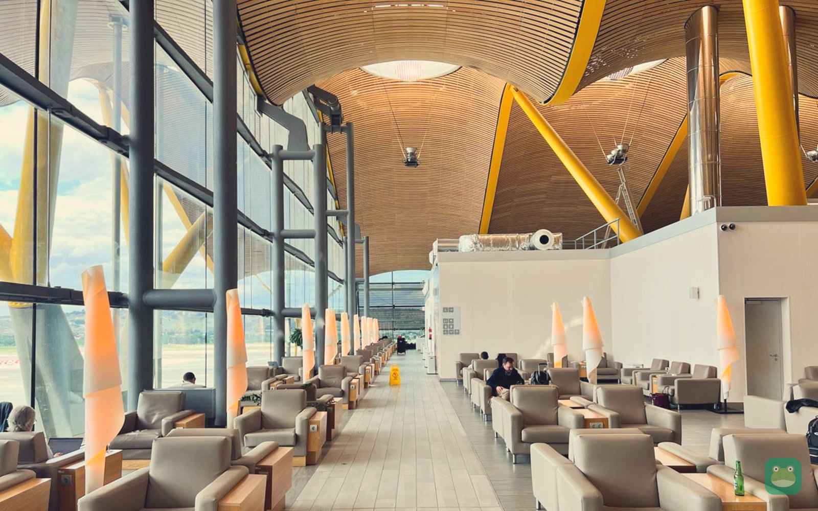 Main seating area, Sala VIP Neptuno, MAD Terminal 4S