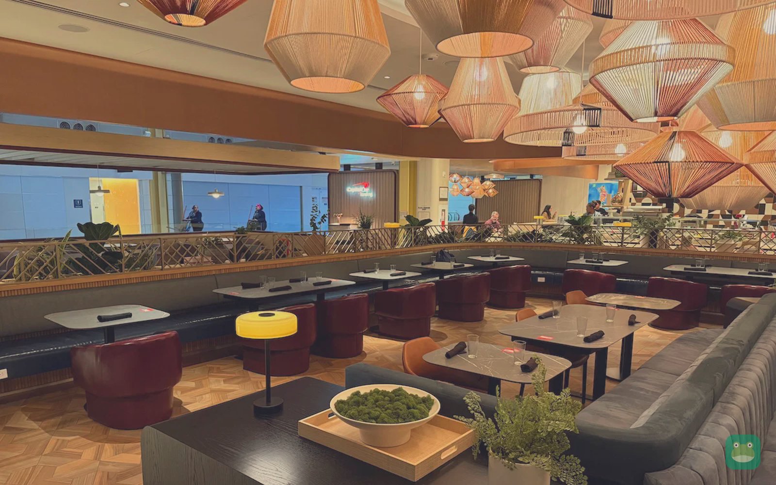 Capital One Landing, DCA Terminal 2 — seating