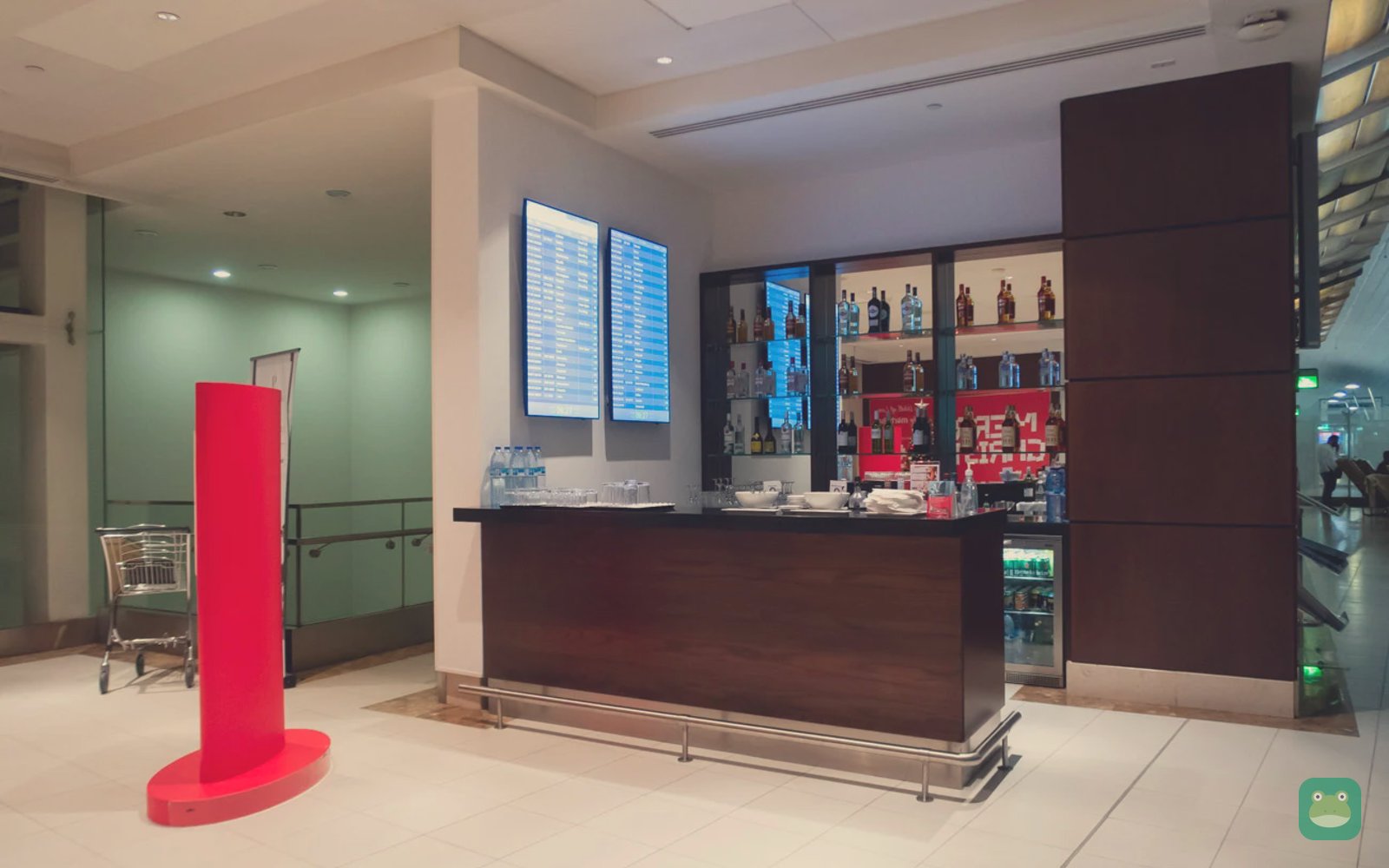 Marhaba Lounge (A), DXB Terminal 3 (Concourse A) — bar