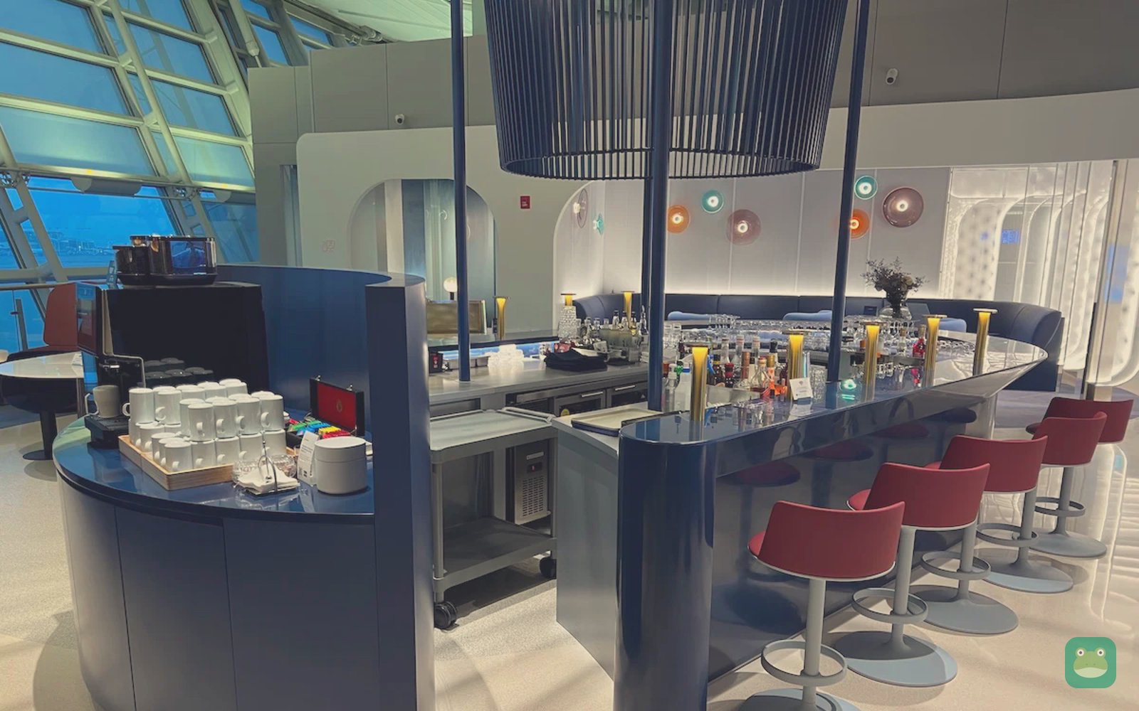oneworld Lounge (Cathay Pacific-managed), ICN Terminal 1 near Gate 28 — bar