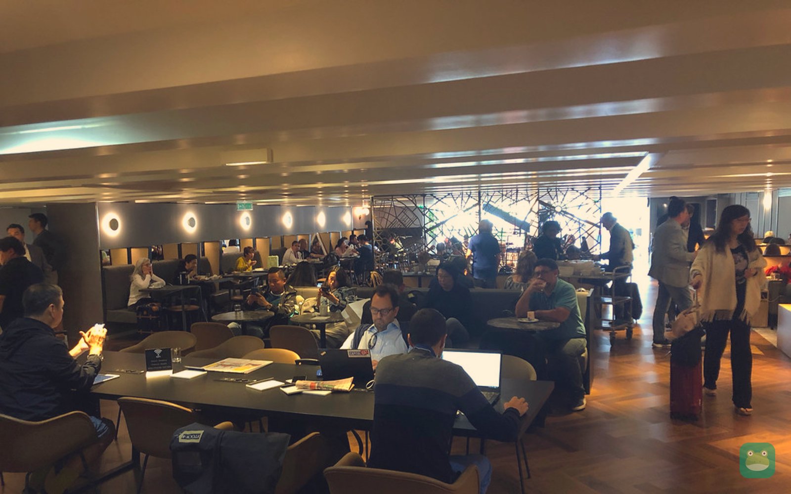 Seating area, Star Alliance Lounge (landside), Paris CDG Terminal 1