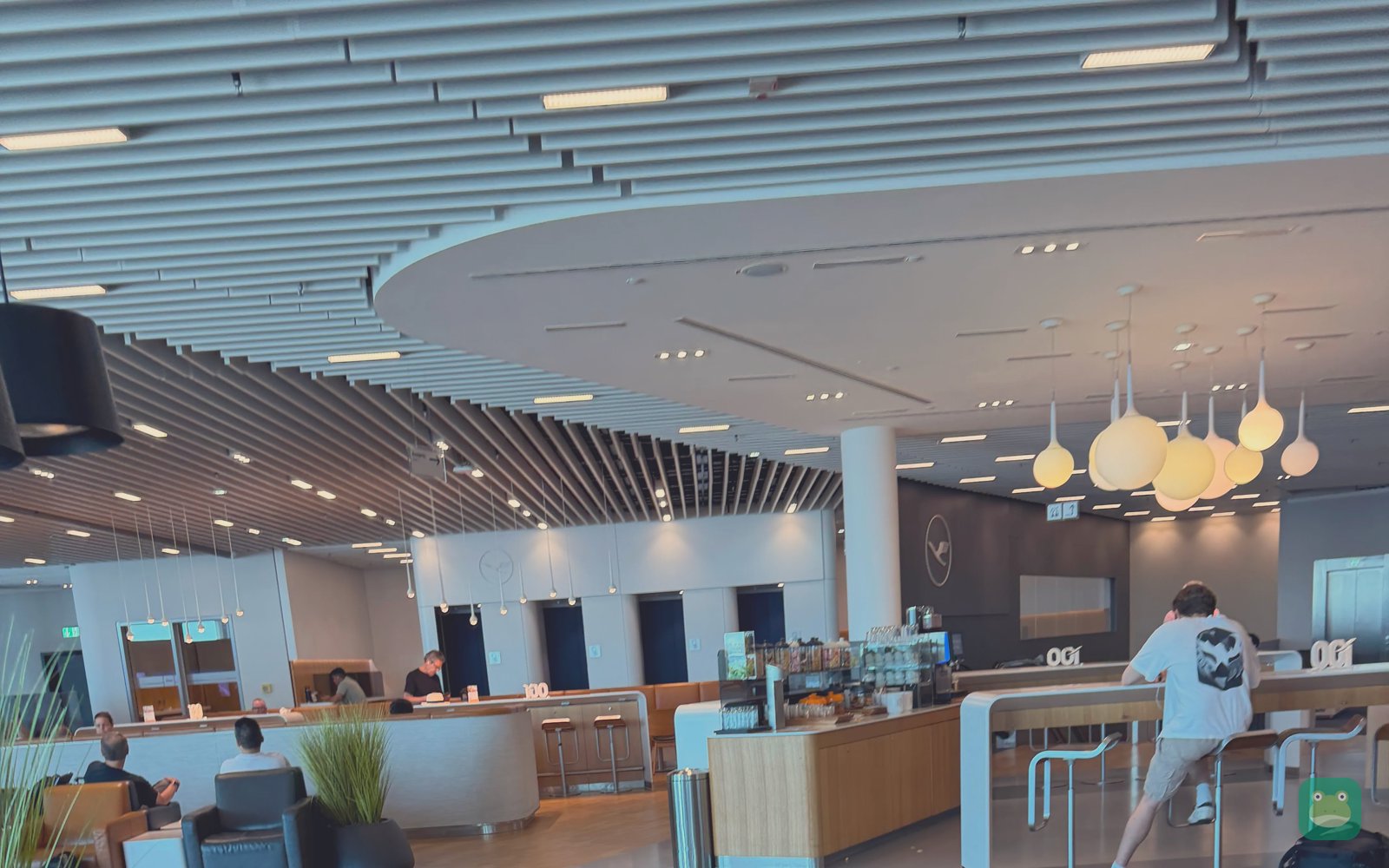 Lufthansa Business Lounge (Z gates), FRA Terminal 1 — main seating area
