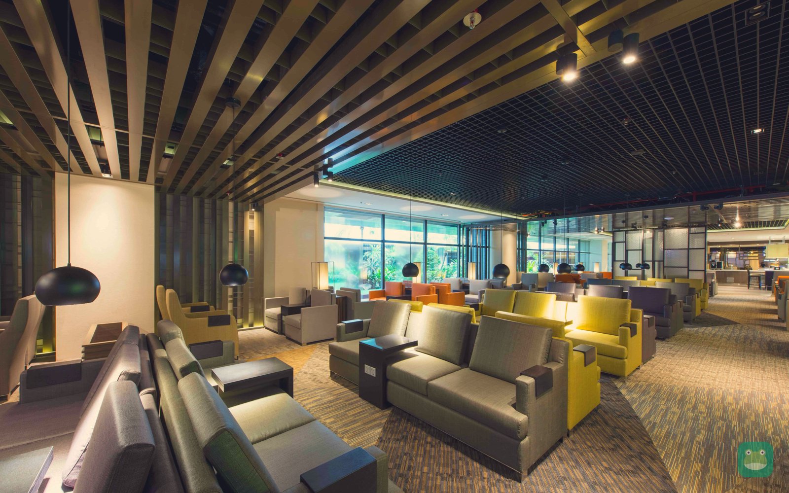 Marhaba Lounge, SIN Terminal 1 — seating area