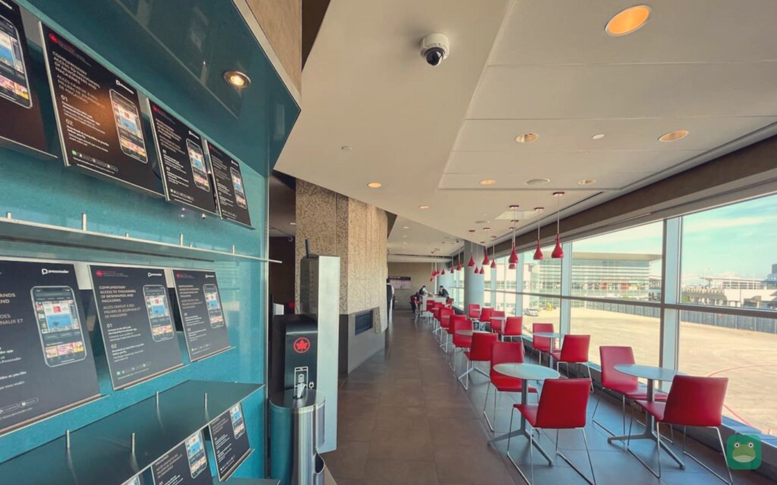Air Canada Maple Leaf Lounge, YWG Main Terminal — interior