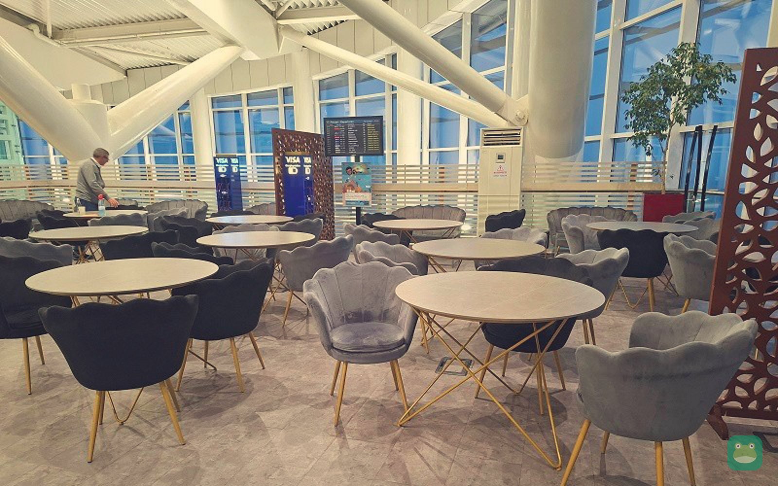 Satelit Business Lounge (Non-Schengen), OTP Non-Schengen Area