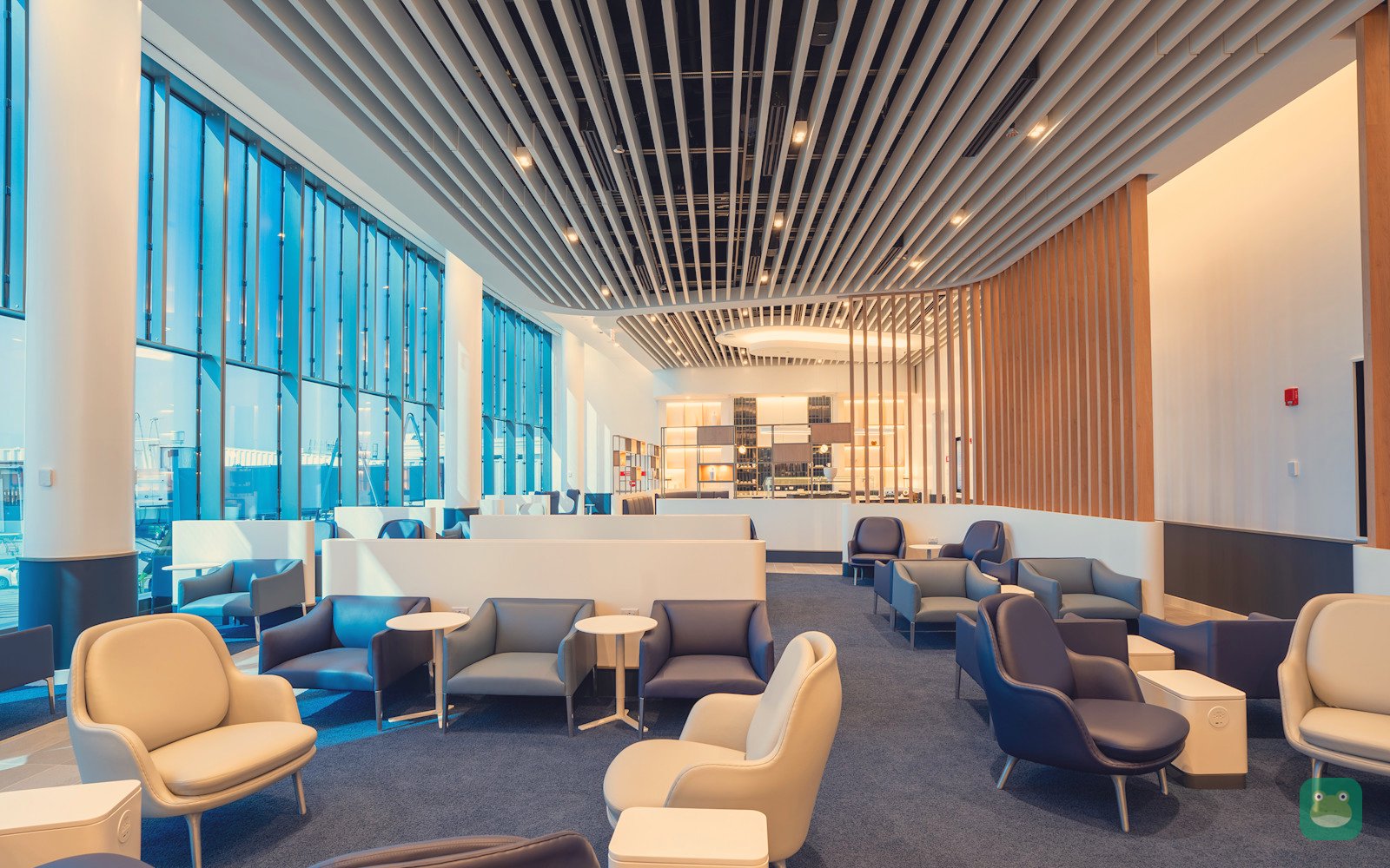 Air France-KLM Lounge, ORD Terminal 5 — seating area