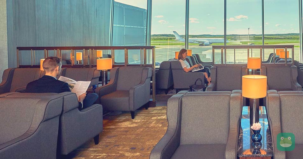 Lounge bay with apron view, Plaza Premium Lounge Aurora, Helsinki