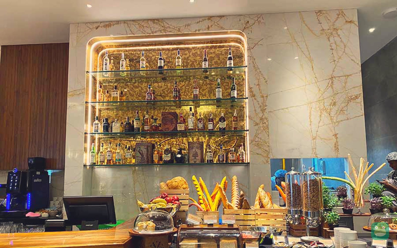Air India Maharaja Lounge, BLR Terminal 2 — bar