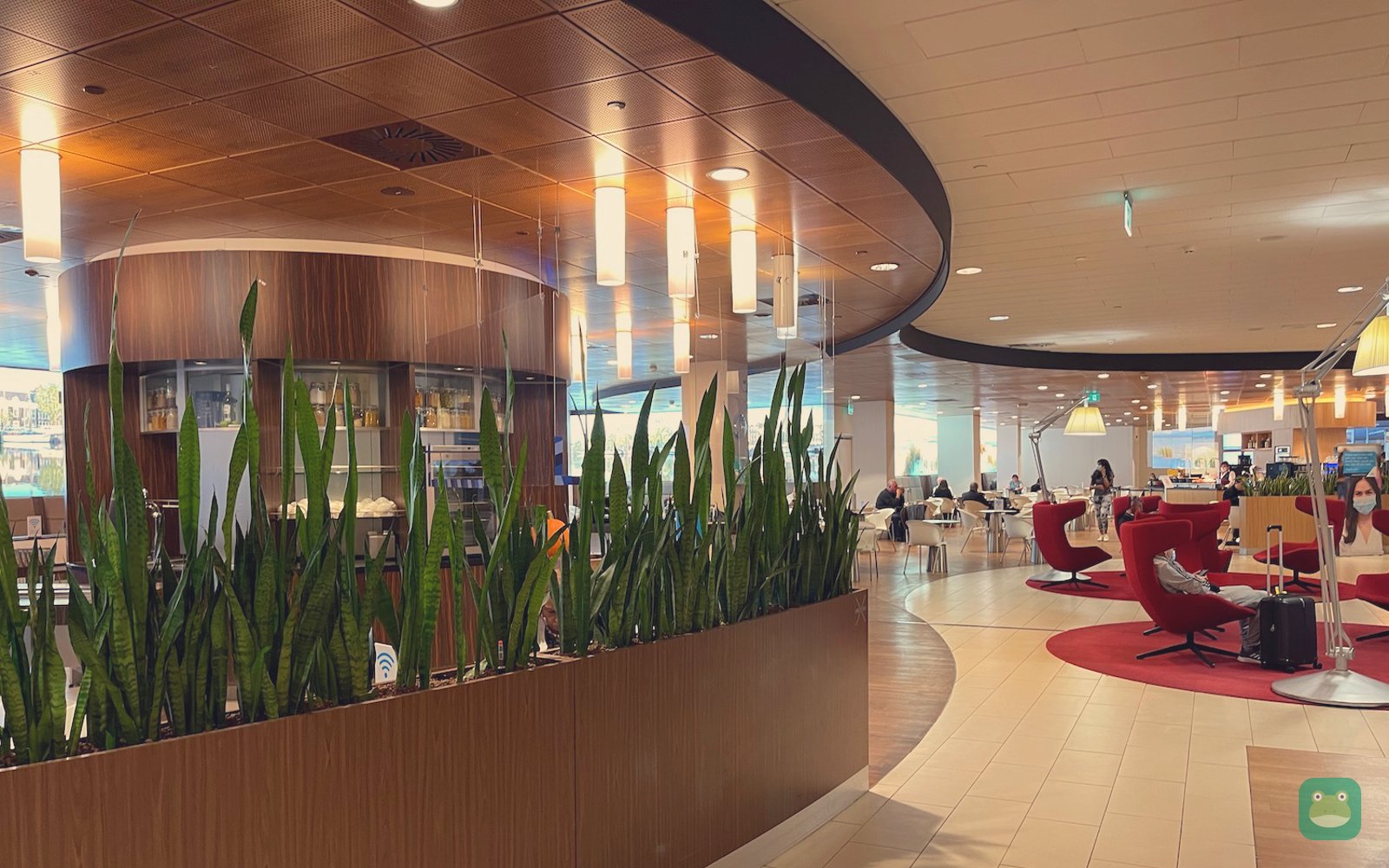 KLM Crown Lounge 25, Schiphol Schengen area