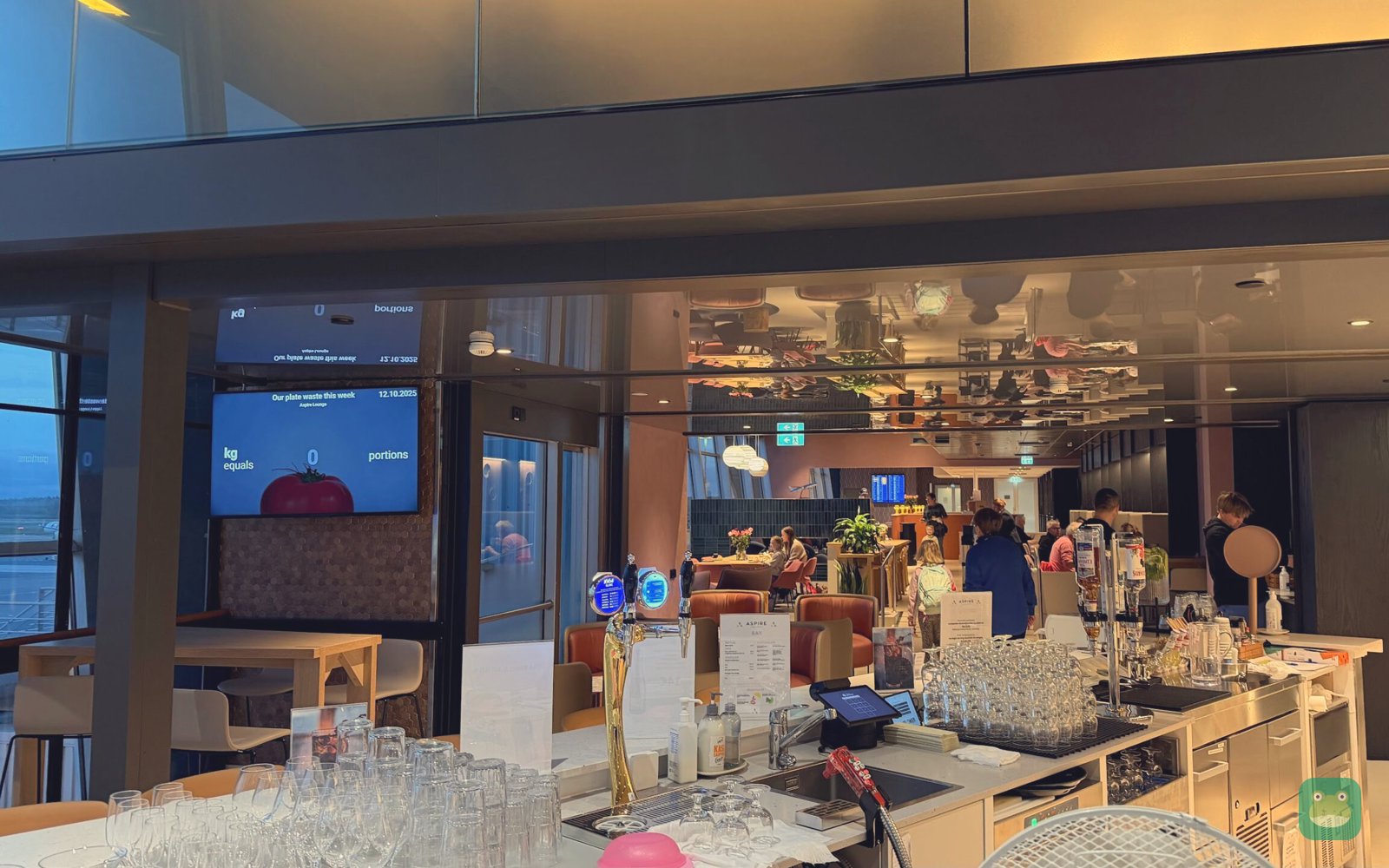 Bar, Aspire Lounge Gate 27