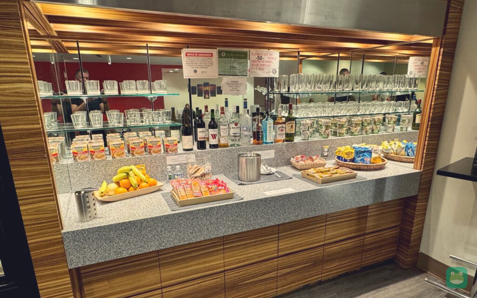 Swissport Lounge, ORD Terminal 5 — self-serve bar