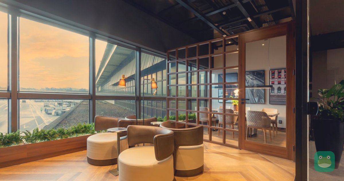 Window seating, W Premium Lounge The West, Guarulhos Terminal 2