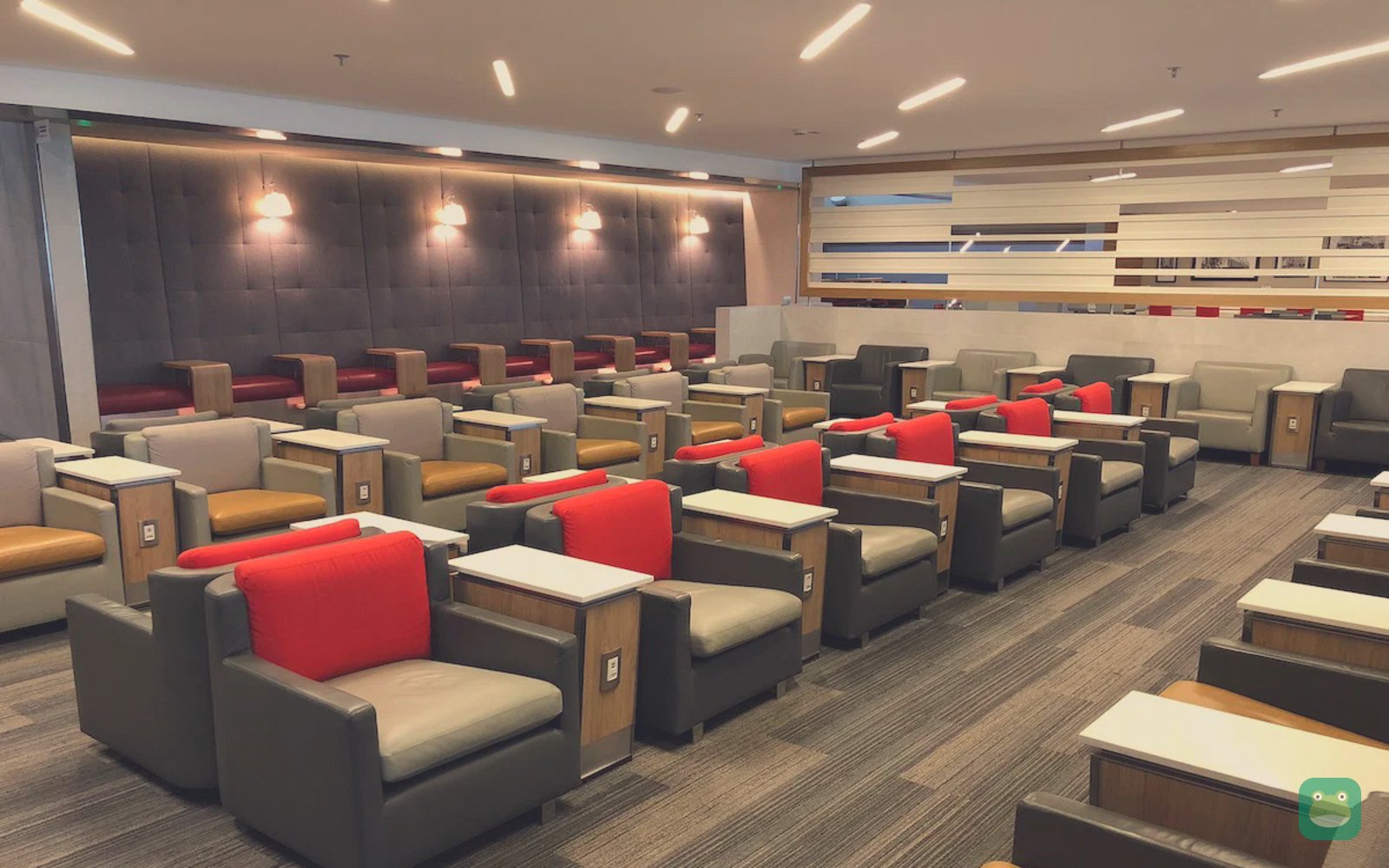 American Airlines Admirals Club, GRU Terminal 3 — seating