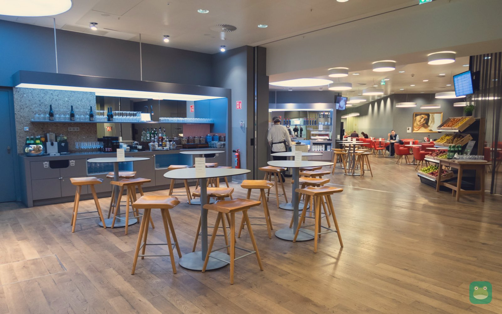 Austrian Business Lounge, VIE F gates (2021)