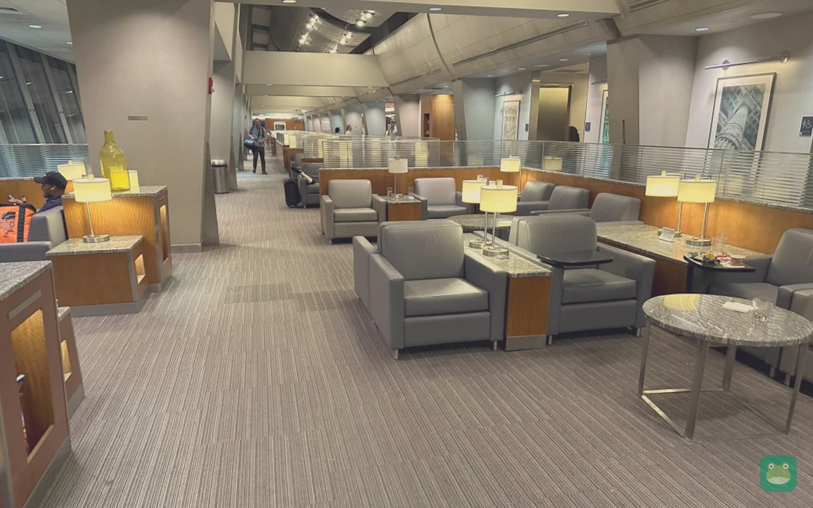 American Airlines Admirals Club (B/C), PHL Terminal B — main lounge area