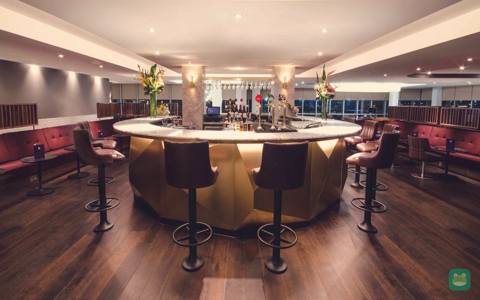 Bar at the No1 Lounge, Gatwick North Terminal