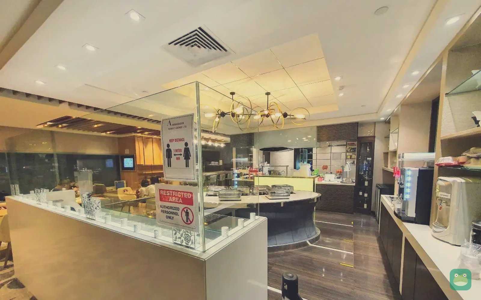 Ambassador Transit Lounge, SIN Terminal 3 — buffet area