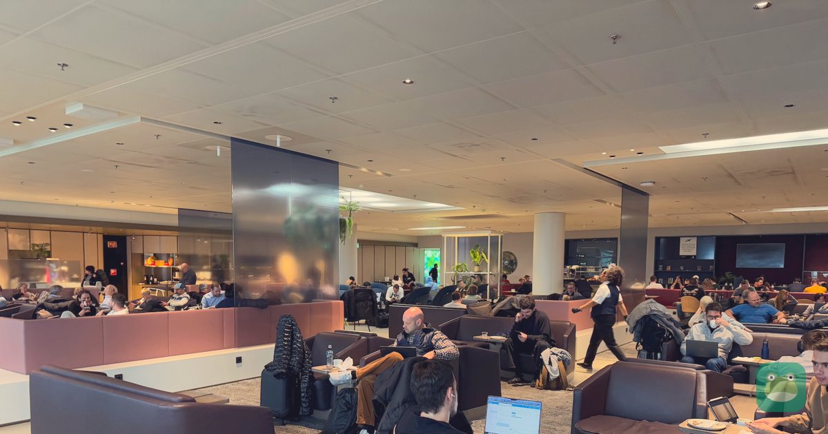 Aspire Lounge 26, AMS Schengen — main seating area