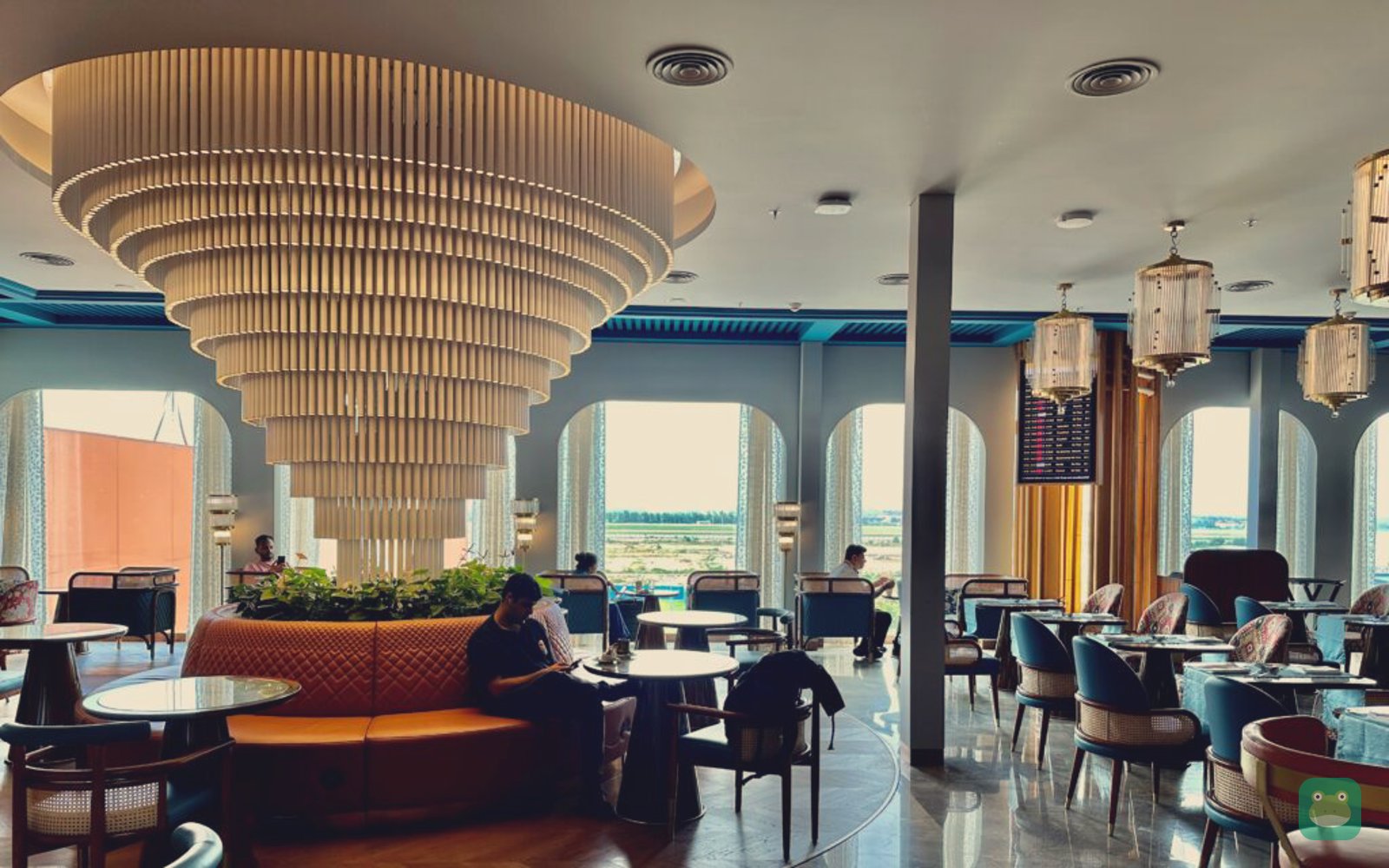 080 Domestic Lounge, BLR Terminal 2 — Courtyard Club