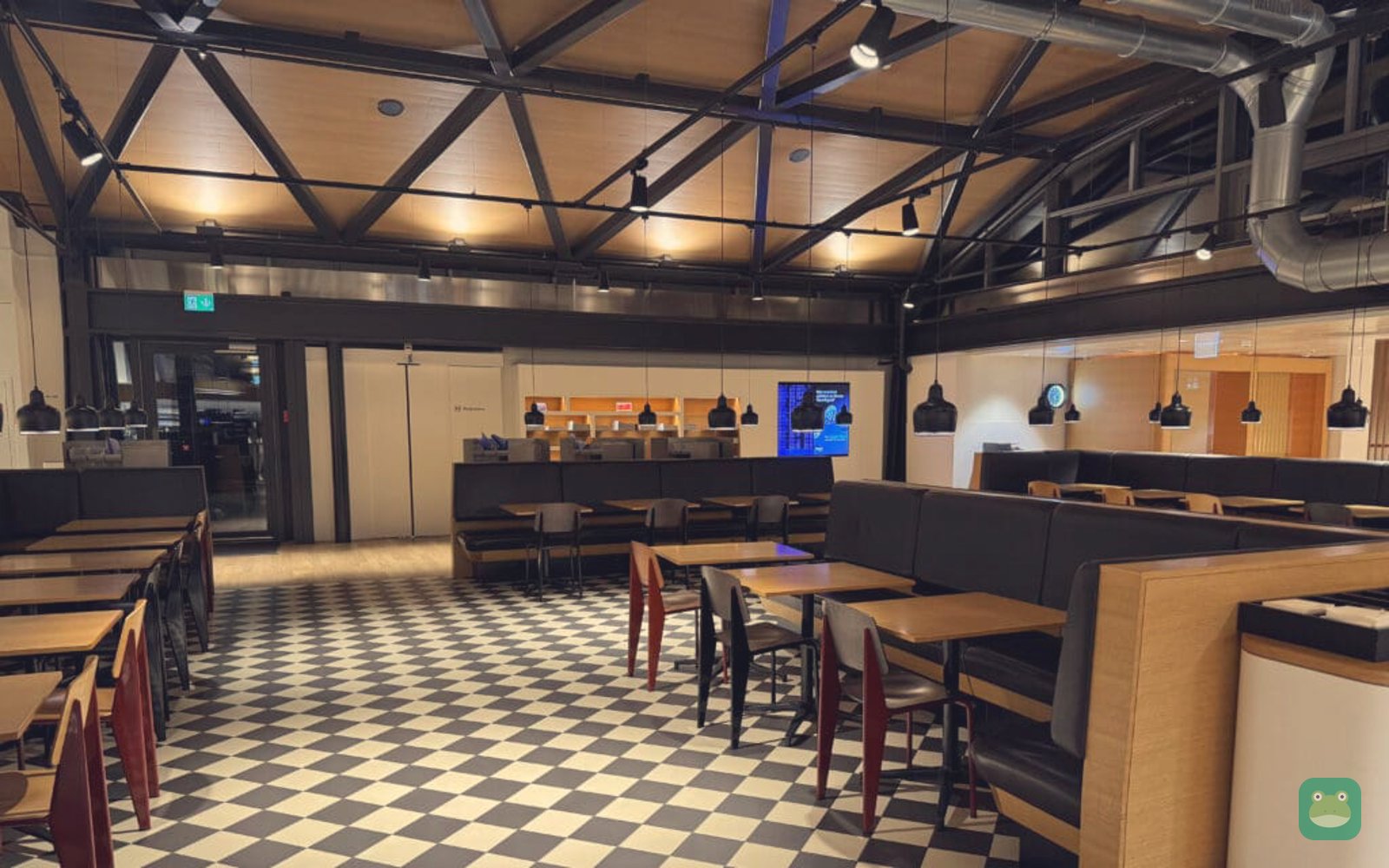 SWISS Business Lounge A, ZRH — main seating (2026)